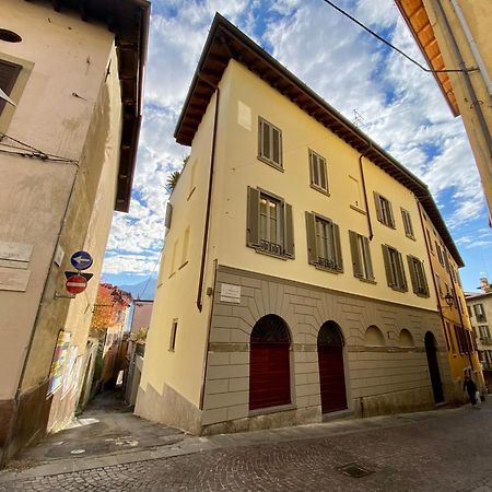 Casa Anna Διαμέρισμα Lovere Εξωτερικό φωτογραφία